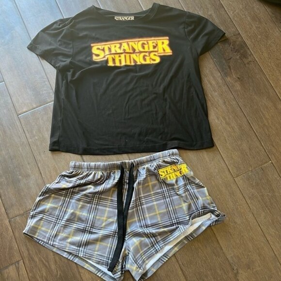 Stranger Things pyjama set womens size small- black blue yellow - Picture 1 of 7